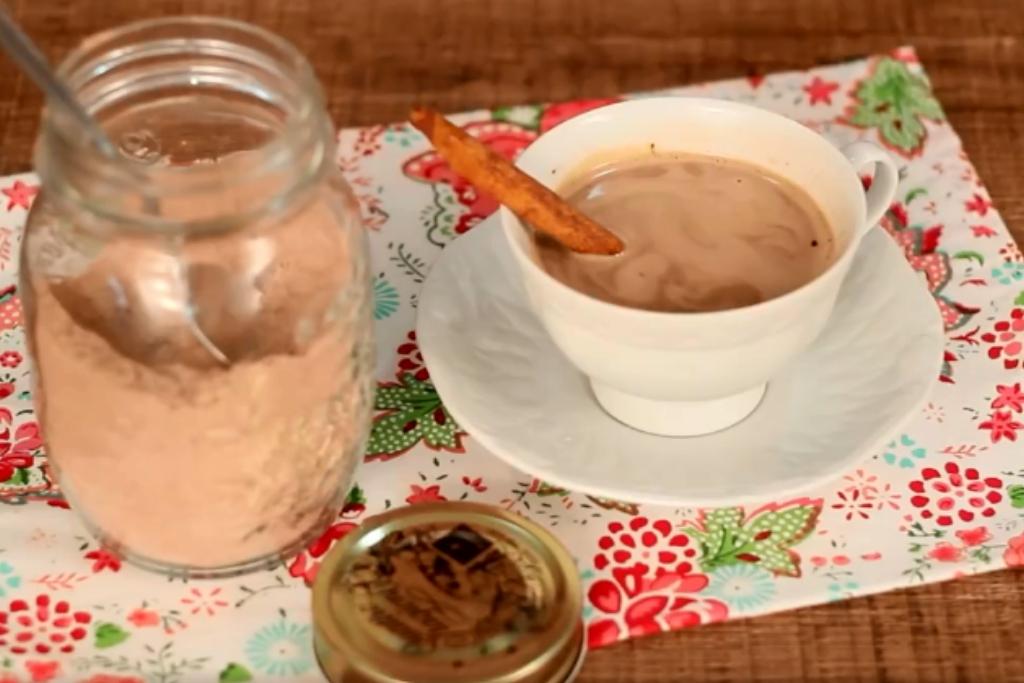 Cappuccino caseiro, para você se preparar para o friozinho que vem por aí Cappuccino caseiro, para você se preparar para o friozinho que vem por aí