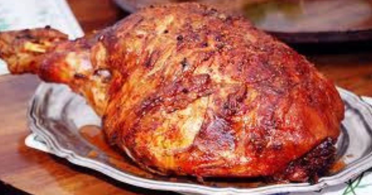 A famosa receita de pernil assado, super suculenta e macia A famosa receita de pernil assado, super suculenta e macia